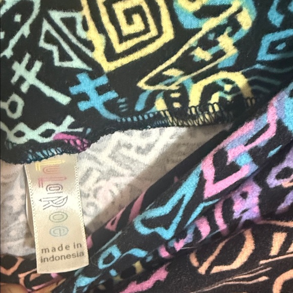 LuLaRoe Colorful Geometric Women’s Leggings - Picture 2 of 4